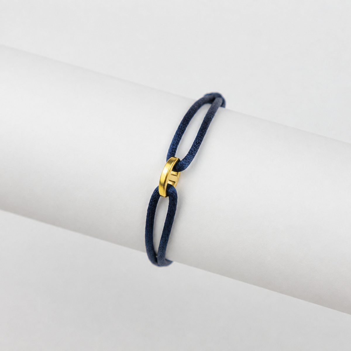 Pulseira Trama em fio italiano trançado, vista frontal