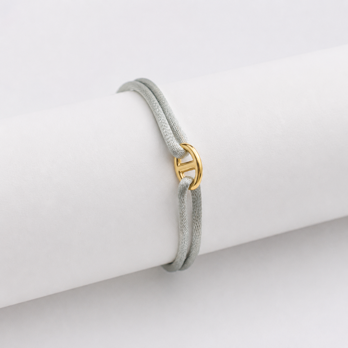 Pulseira Trama — pulseira masculina de fio trançado LASTRO, foto de catálogo