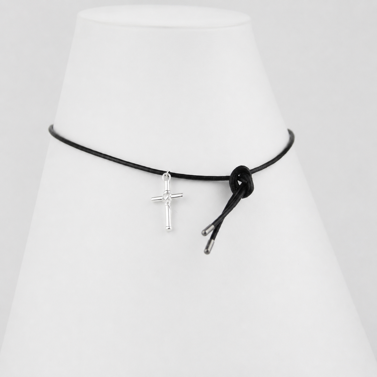 Colar Tira — colar masculino de couro da LASTRO